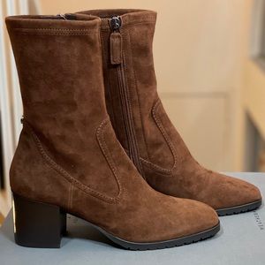 Aquatalia Cecilia Chocolate Booties in Size 8M